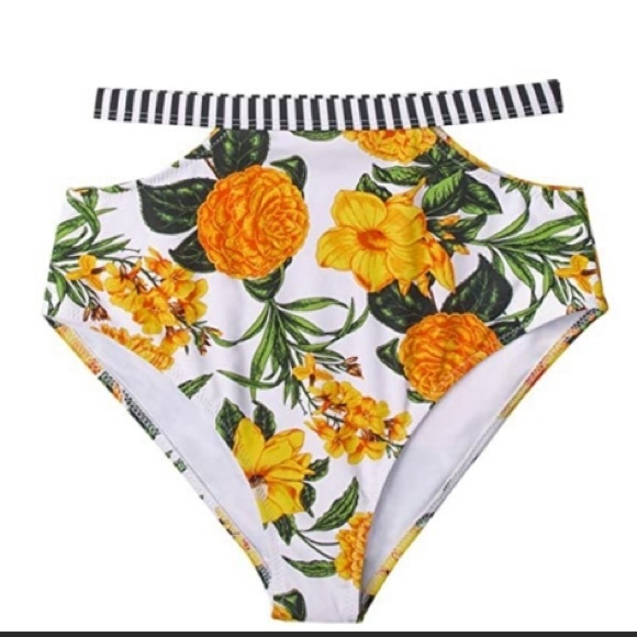 Cupshe Other - High waisted bikini bottoms